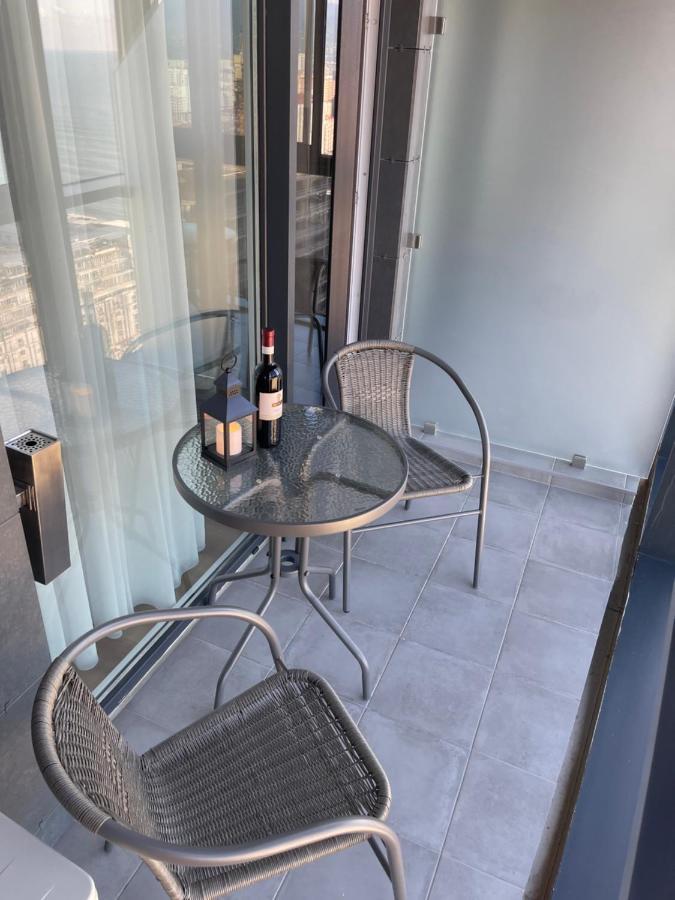 Apartment 16,26,27 Floors In Alliance Palace Batumi Exterior photo
